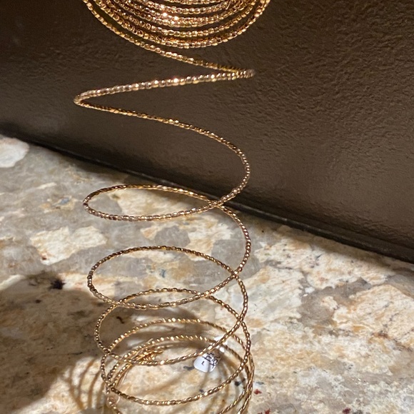 Stella & Dot Bardot spiral bangle - Picture 2 of 5